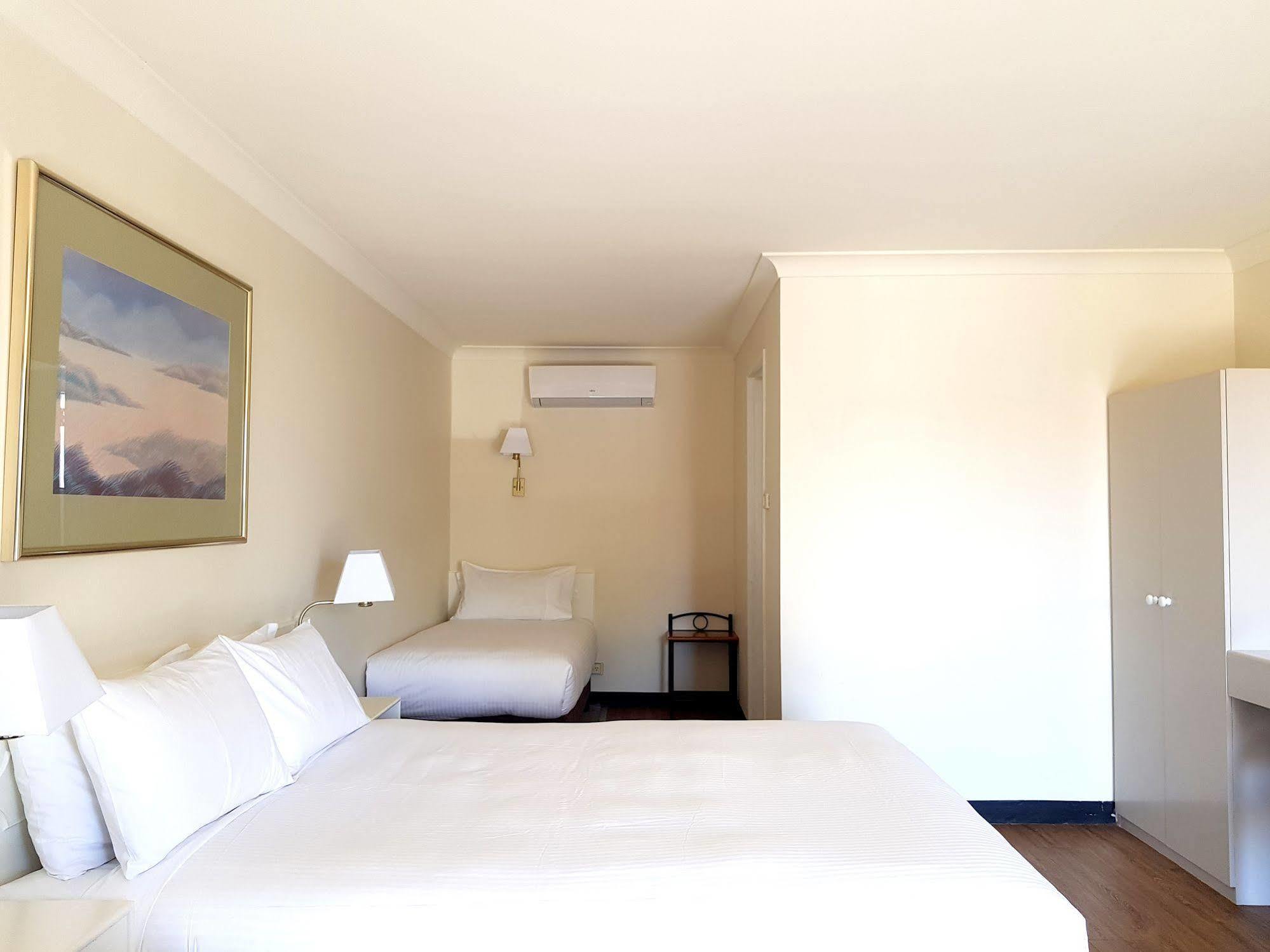The Palms Dubbo Motel Dış mekan fotoğraf