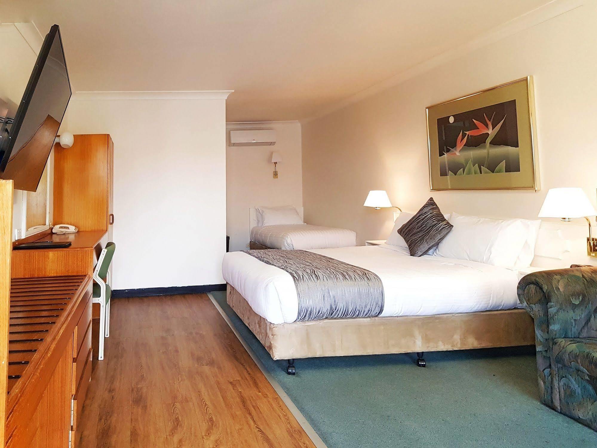 The Palms Dubbo Motel Dış mekan fotoğraf